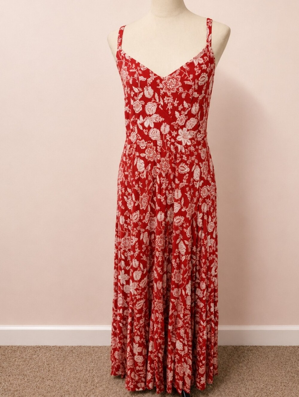 Red Floral Maxi Dress with Adjuatable Straps - Picture 2 of 4
